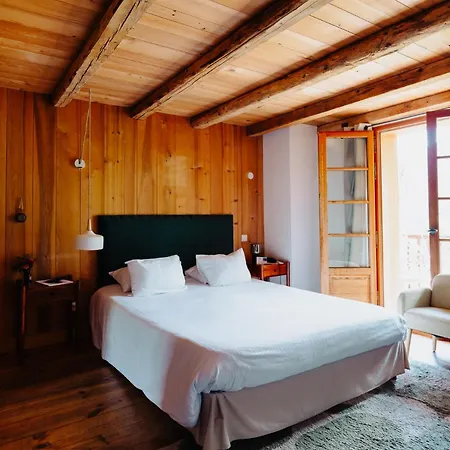 Le Moulin De Lere Restaurant Frederic Molina 1 Etoile 3*