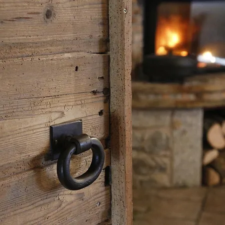 Auberge Le Moulin De Lere Restaurant Frederic Molina 1 Etoile Отель 3*